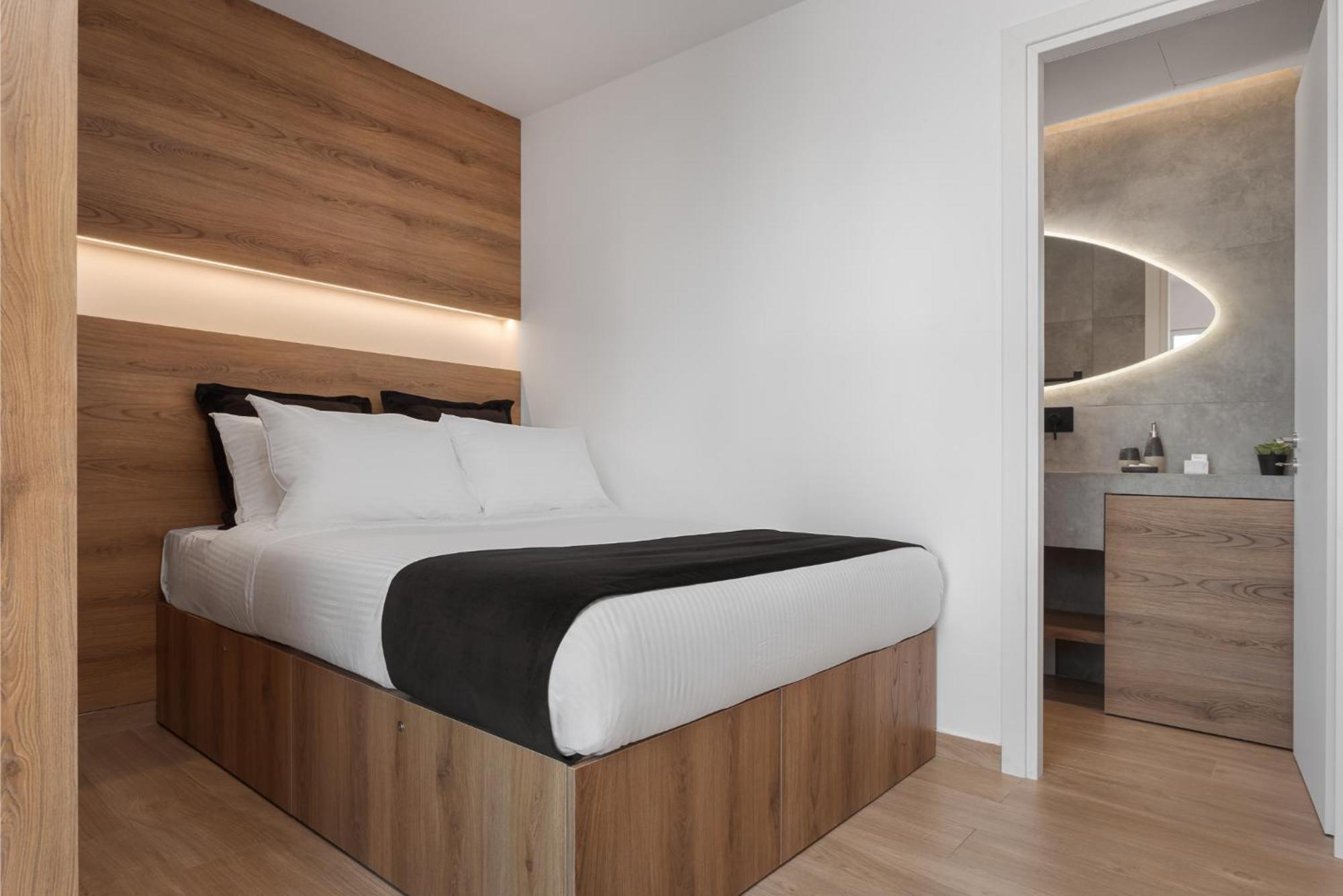 Athenian Riviera Seaside Suite מראה חיצוני תמונה